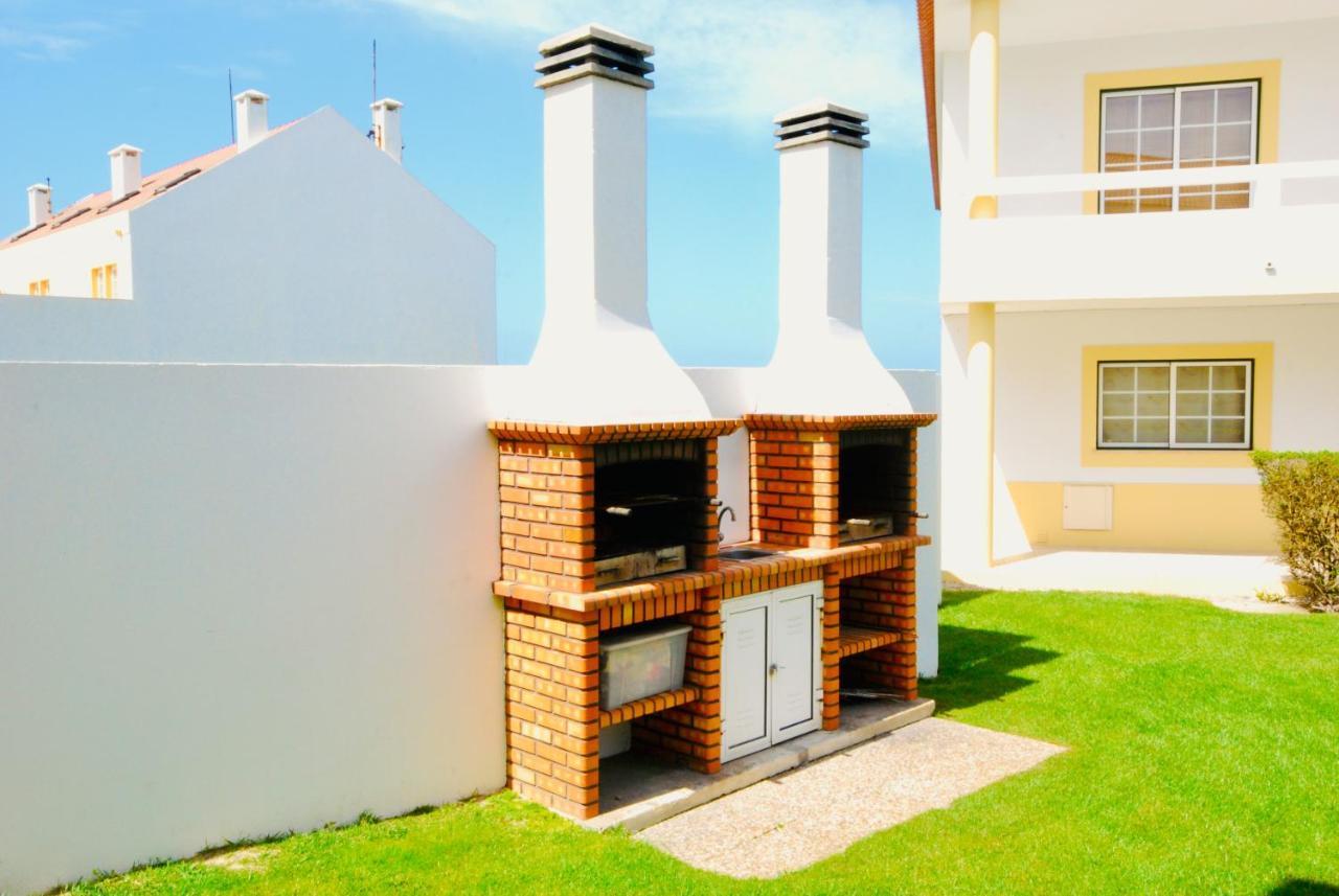 Catarina House - Baleal Beach, Balcony, Pool Фехео Екстериор снимка